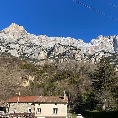 SinsatEntre La Montagne Et La Riviereアパートメント エクステリア 写真